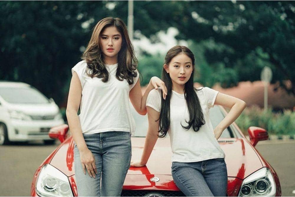 instagram.com/ochi24