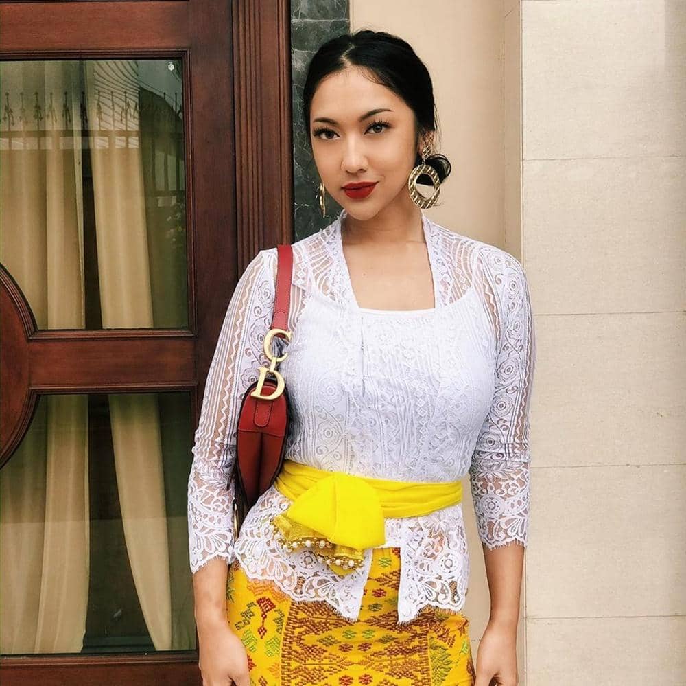 Instagram.com/aninditahidayat