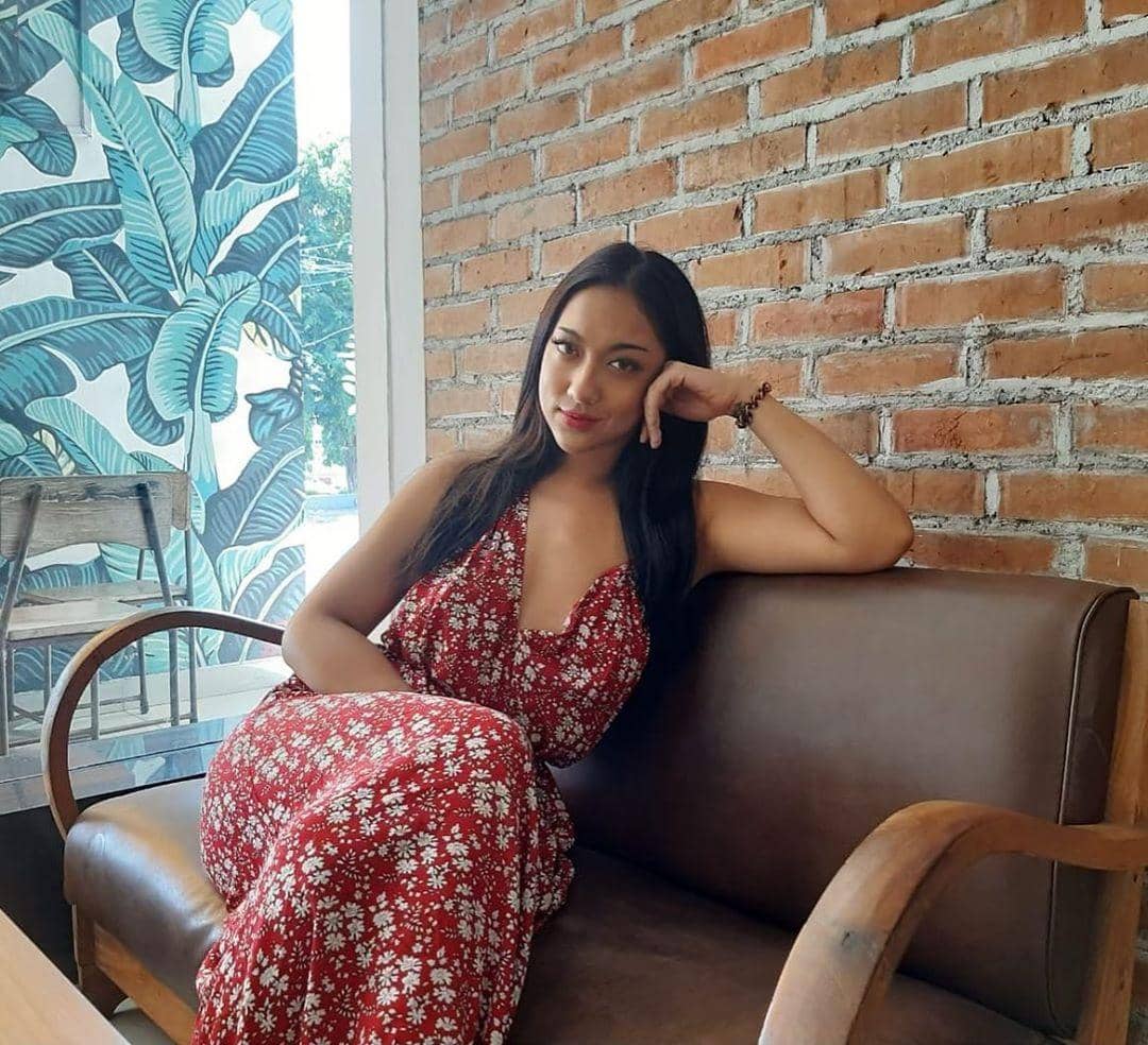 Instagram.com/aninditahidayat