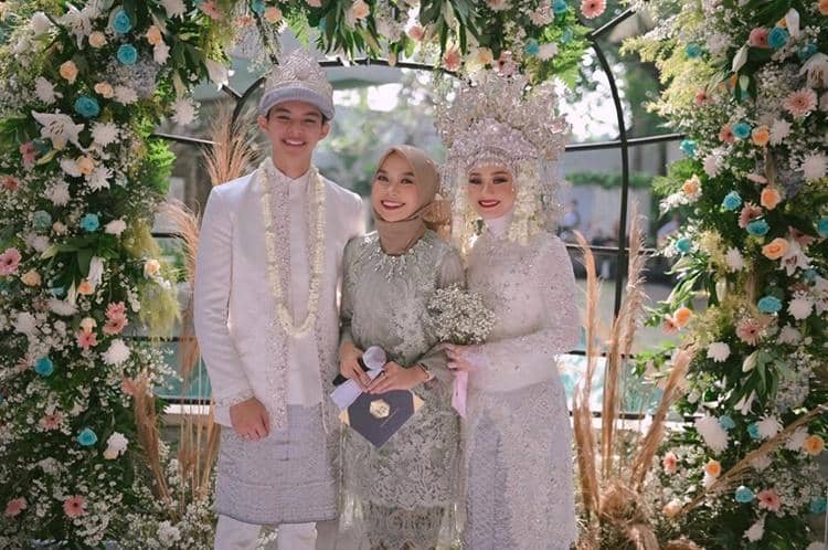 Instagram.com/elsyandria