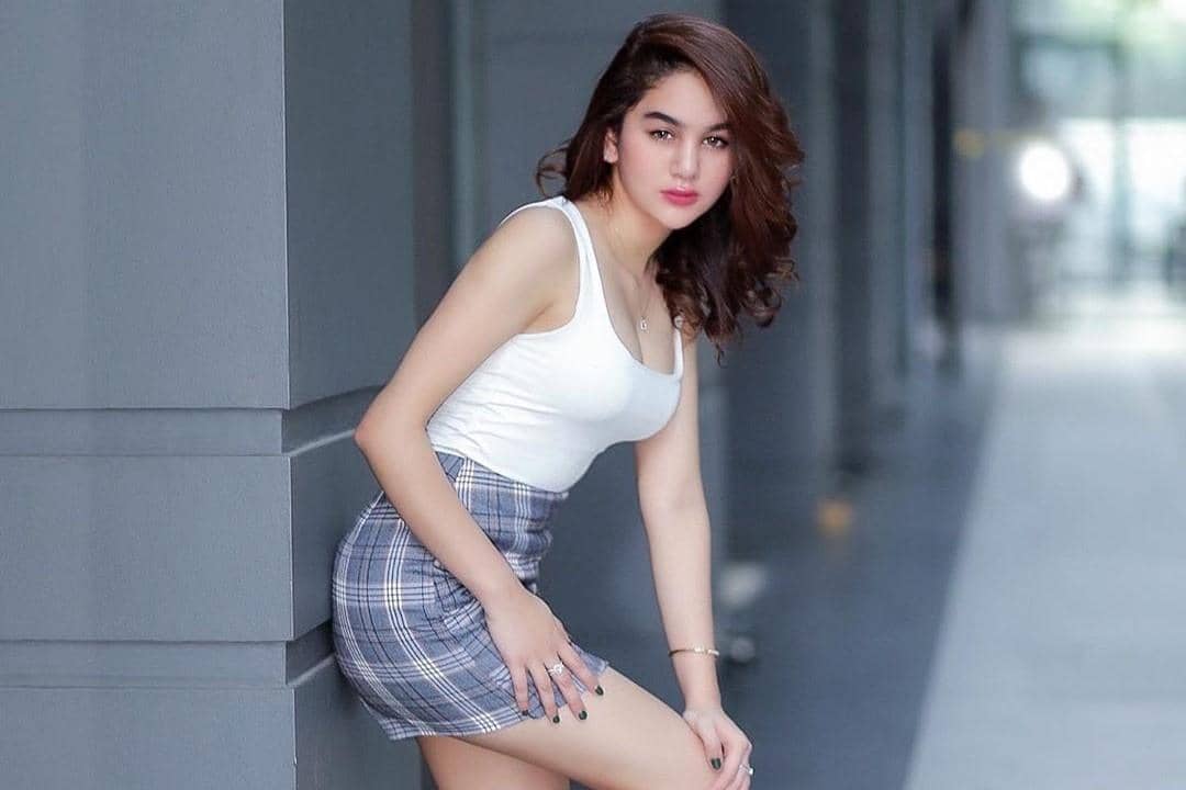 Instagram.com/hanaaaast