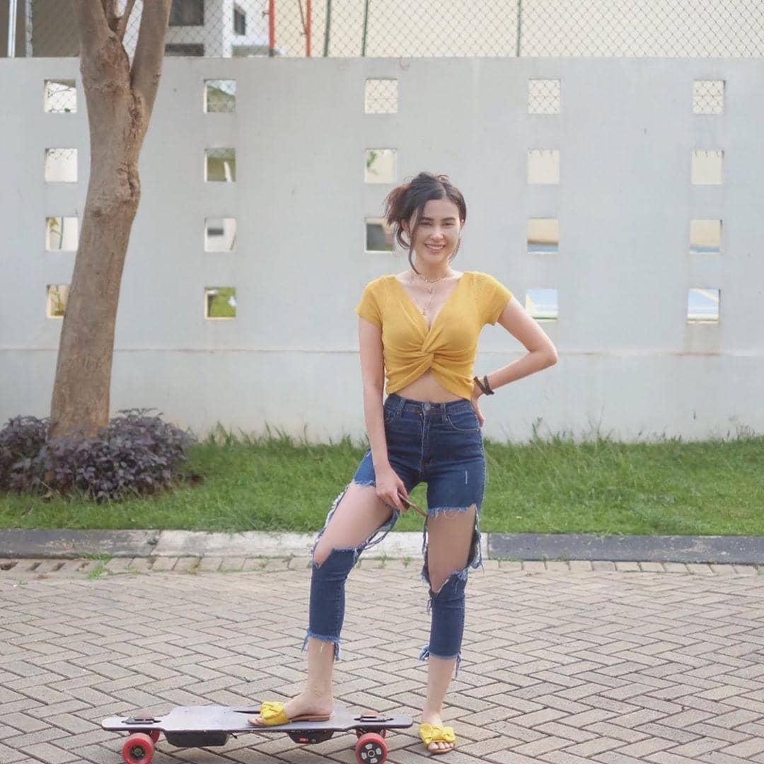 Instagram.com/vicymelanie