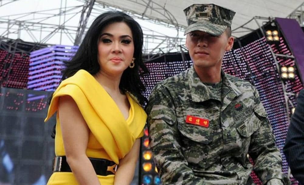 Twitter.com/subtanyarl