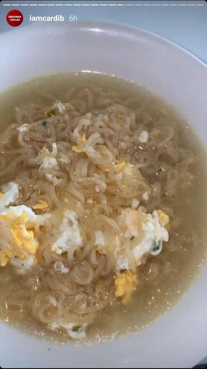 Instagram.com/iamcardib