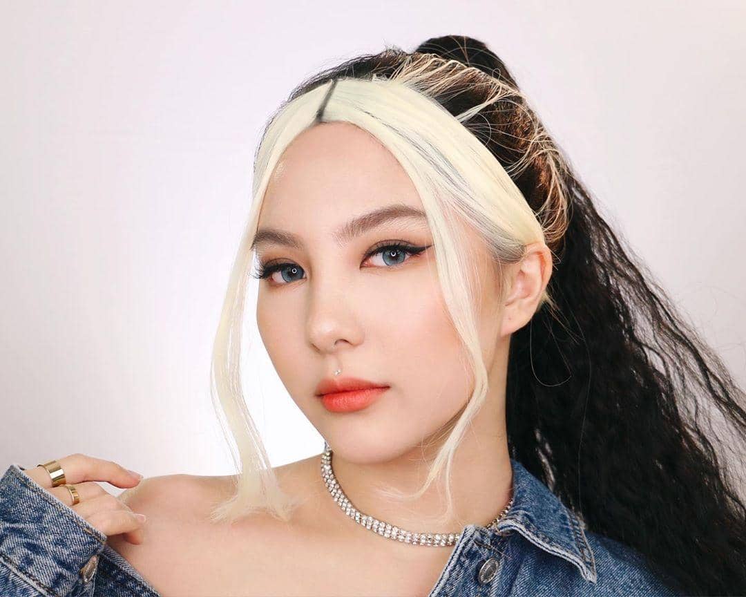 instagram.com/deviennaaa