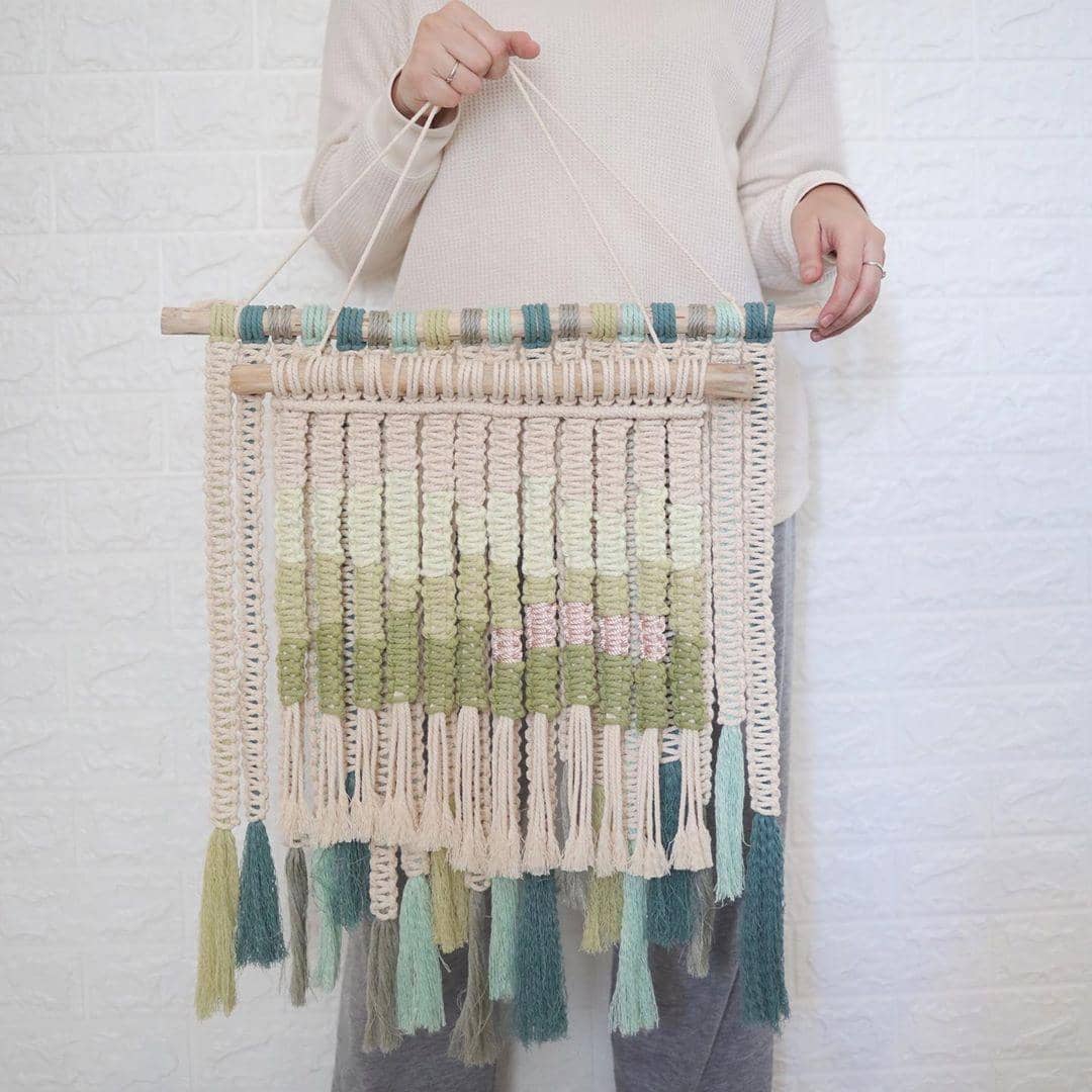 instagram.com/ malia.macrame