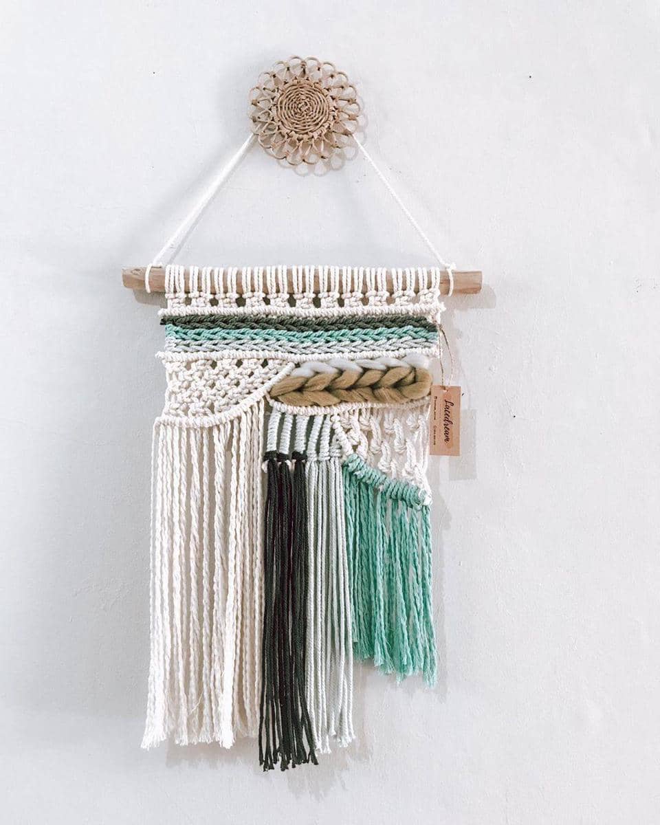 instagram.com/ lacedream_macrame