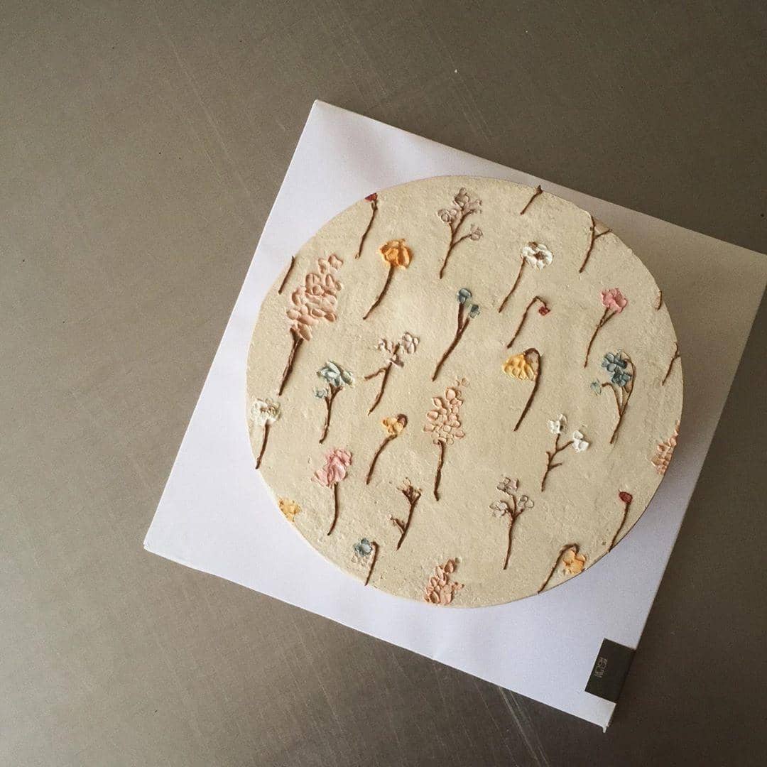 instagram.com/ warmhour__