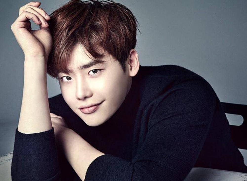 Dikenal Pemalu, Lee Jong Suk Ketahuan 'Dekat' dengan 5 Aktris Korea