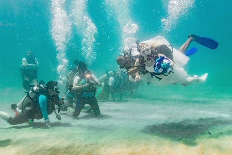 Boredpanda.com/Art&StoryStudio