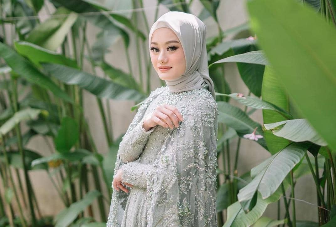 instagram.com/dindahw