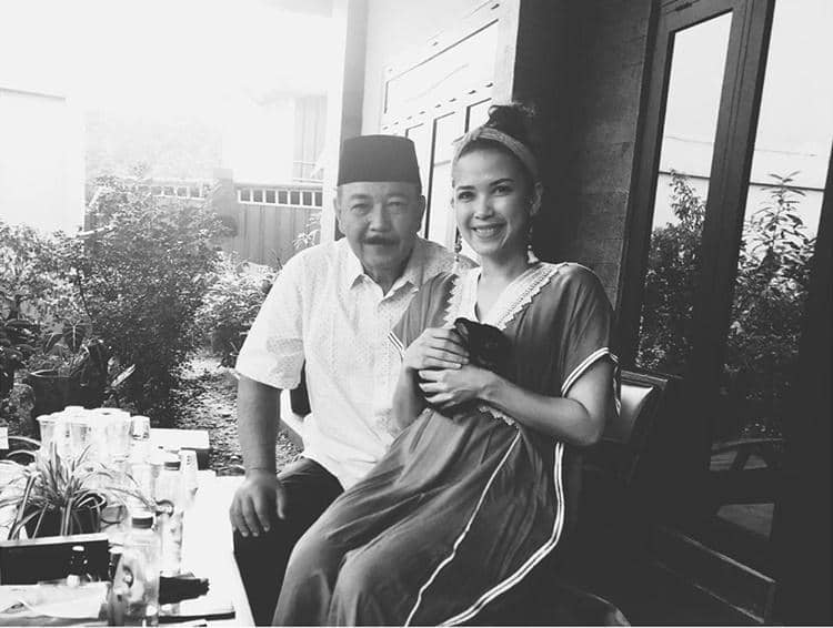 Instagram.com/dindakanyaa