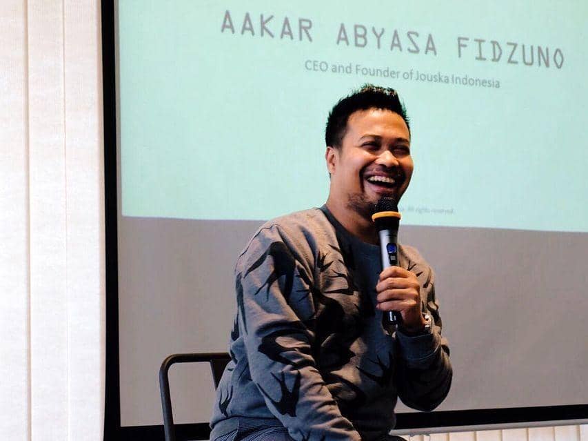 instagram.com/aakarabyasa