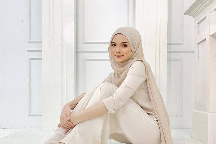 Instagram.com/alyimn