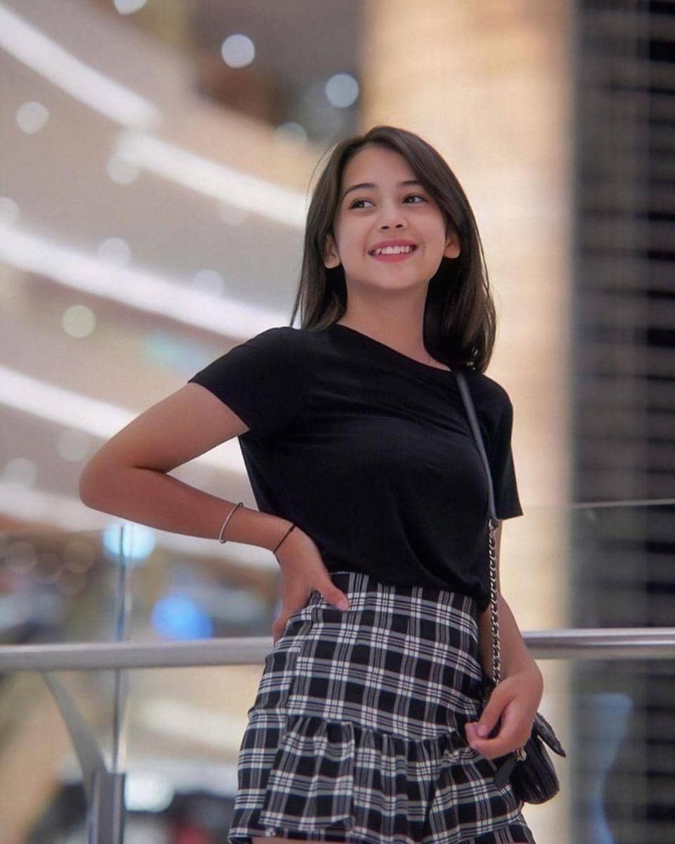 Instagram.com/sandrinna_11