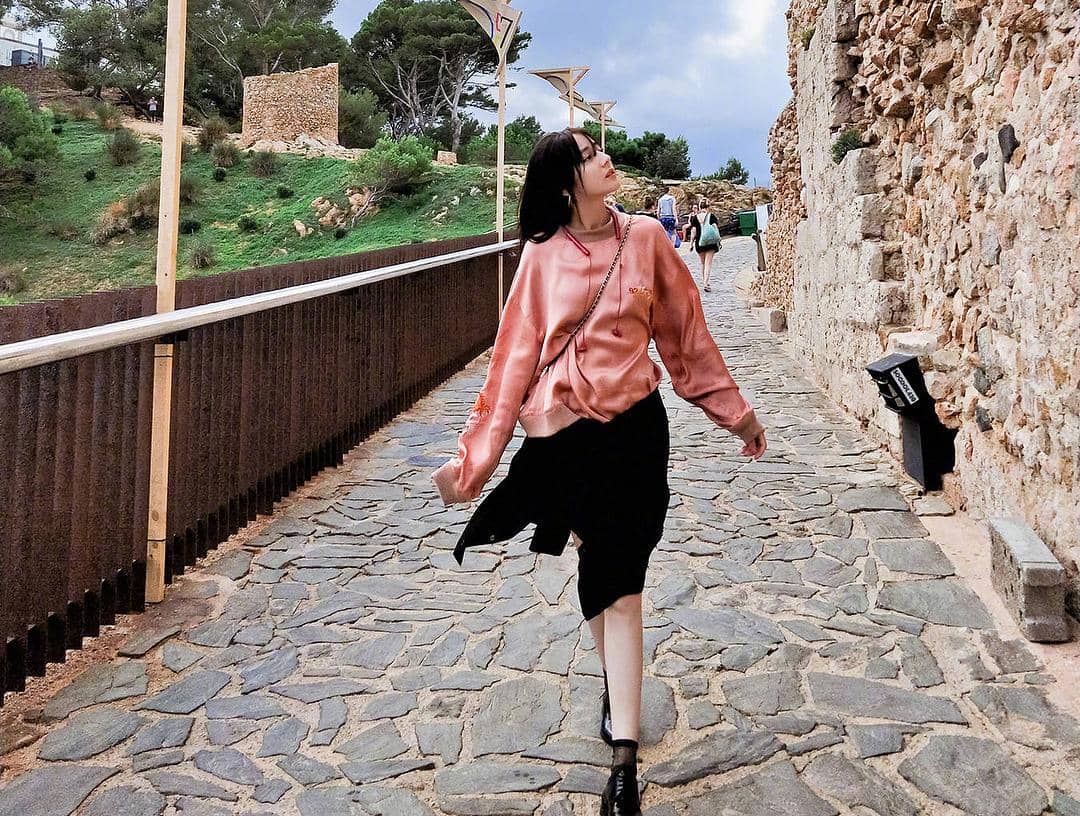 Instagram.com/dear_dlrb