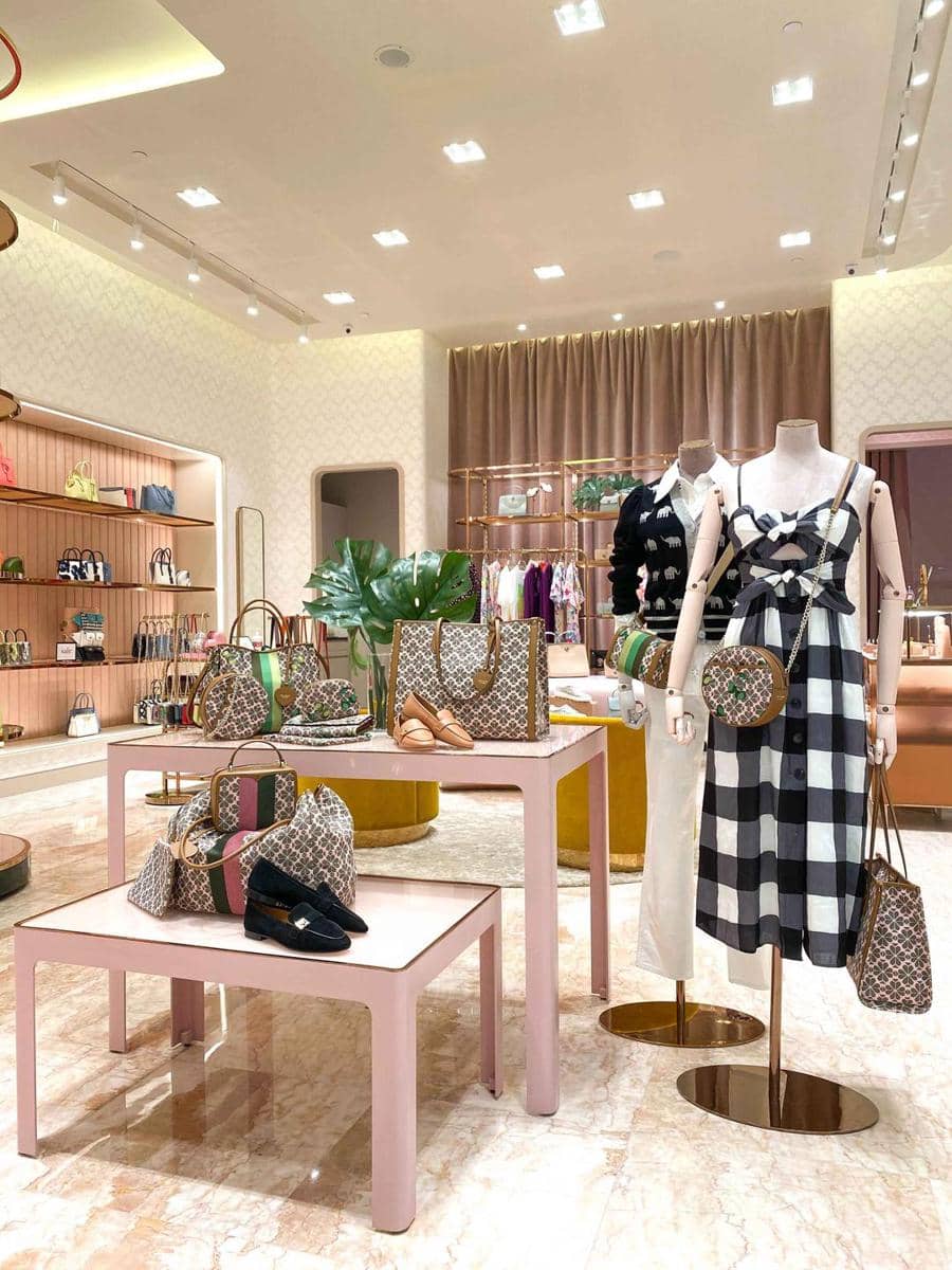 Dok. Kate Spade New York