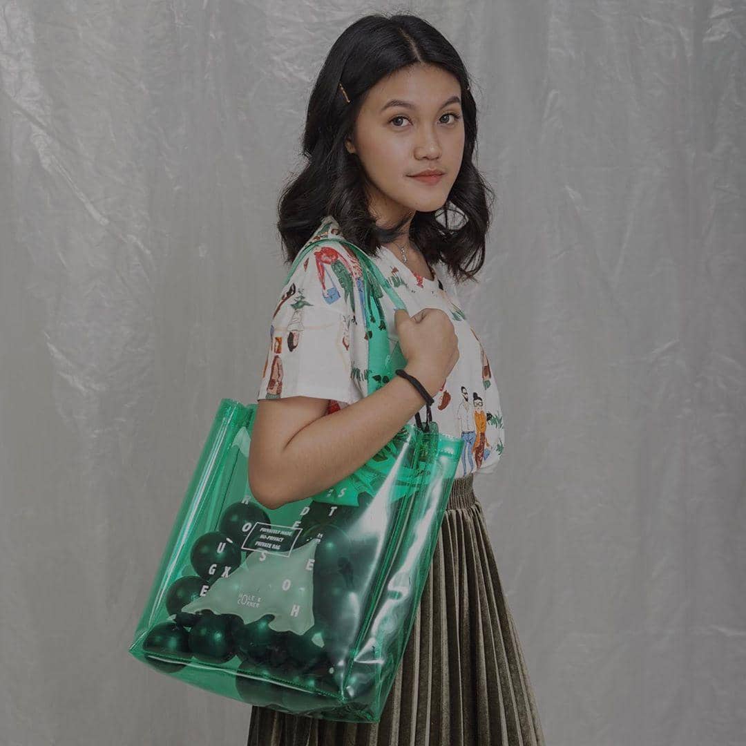 Instagram.com/hole.and.corner