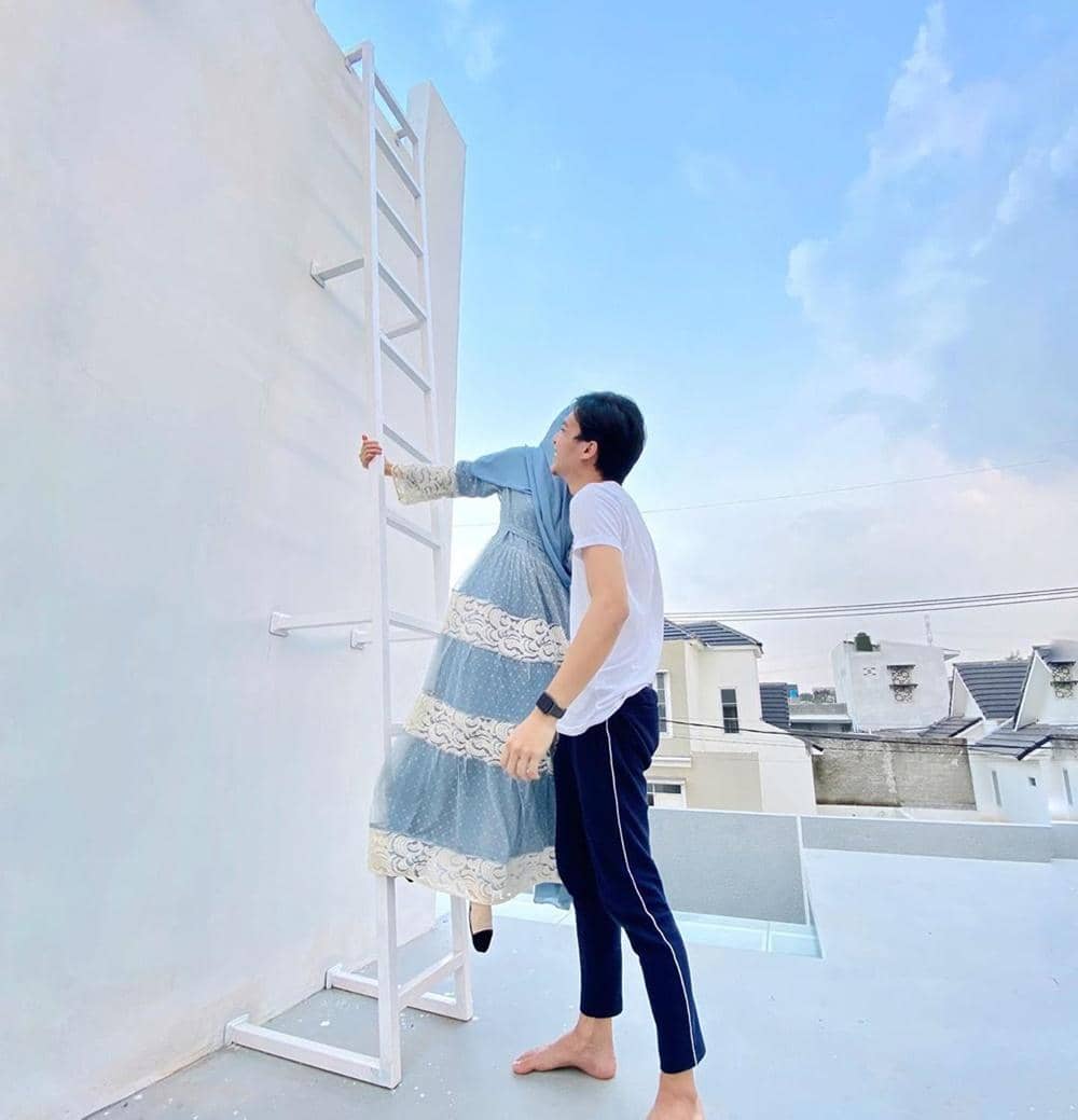 Instagram.com/dindahw