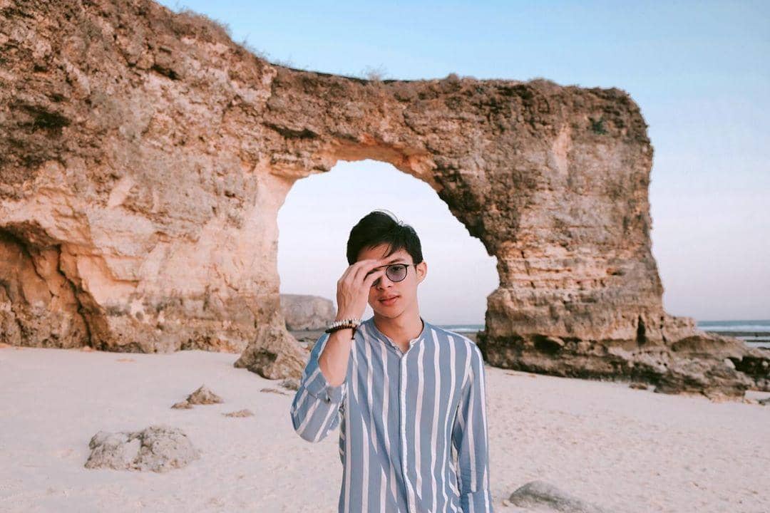 Instagram.com/rey_mbayang