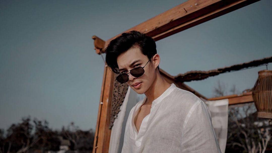 Instagram.com/rey_mbayang