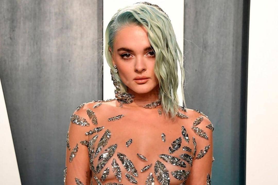 Instagram.com/charlotteslawrence