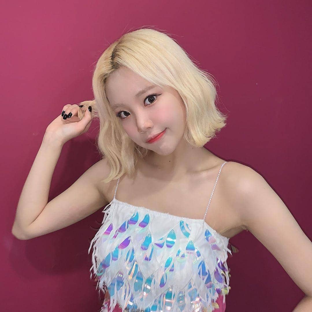 instagram.com/j_oo.e_0en