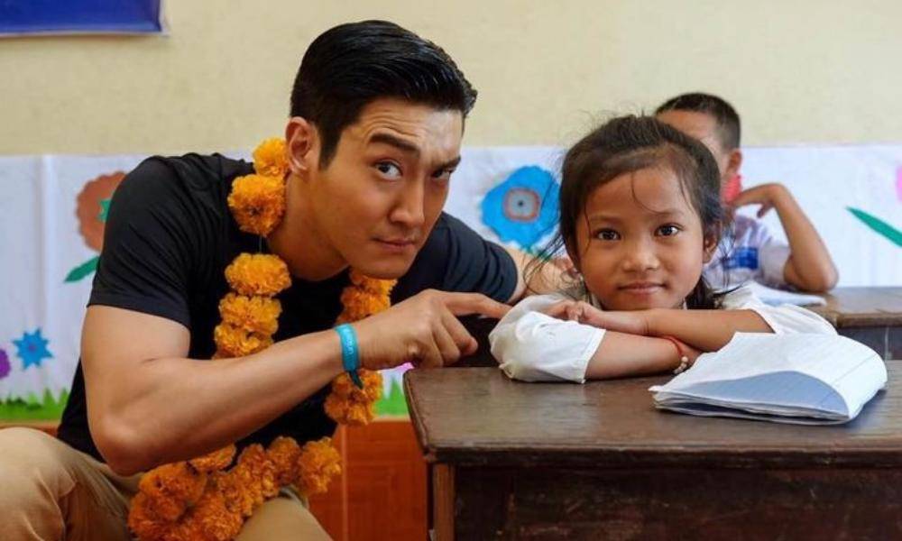 Suka Menolong, Daftar Kebaikan Choi Siwon Ini Bikin Makin Jatuh Cinta