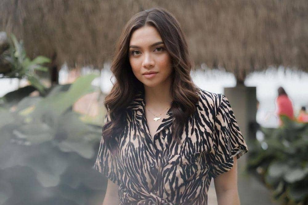 instagram.com/angelagilsha