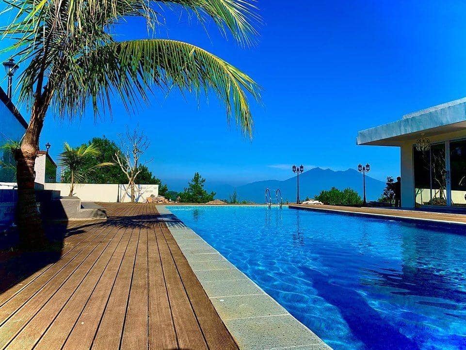 Instagram.com/apriljasmine85