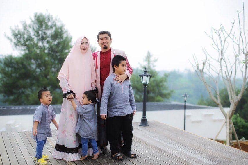 Instagram.com/apriljasmine85