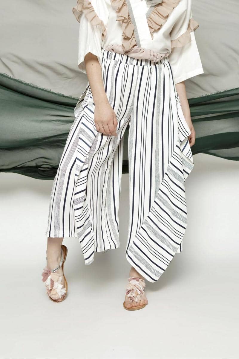 Mondaytosundaystore.com