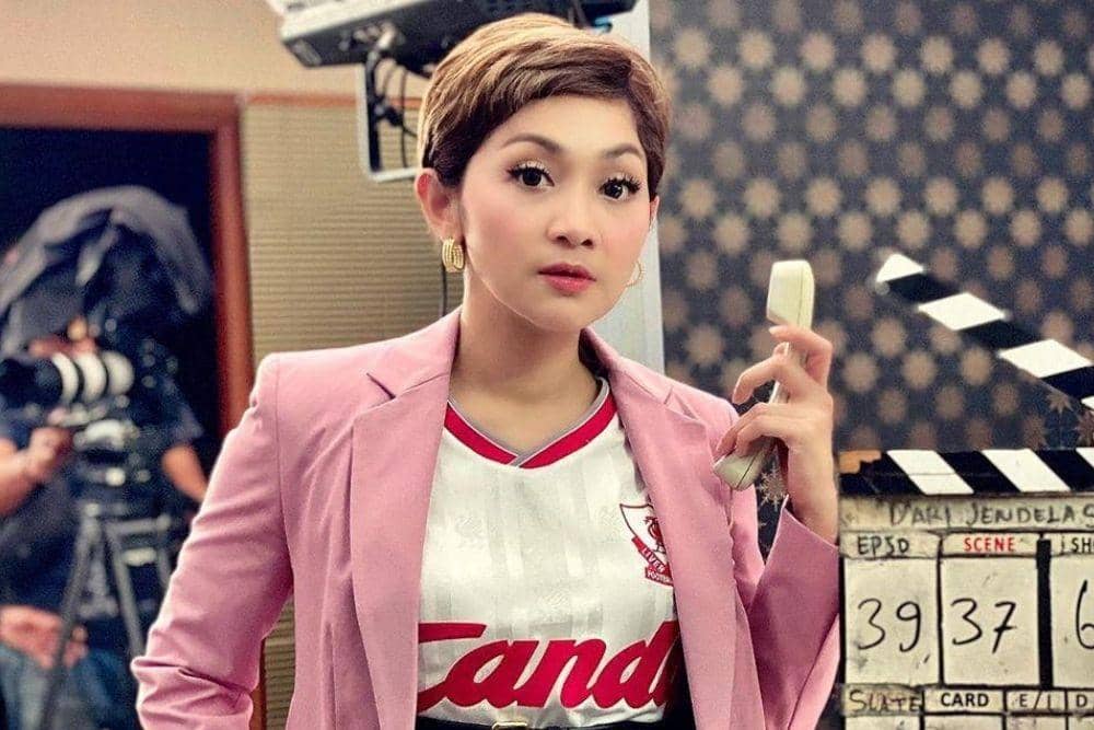 Intip Pesona Windy Wulandari, Mama Hits di Sinetron Dari Jendela SMP 