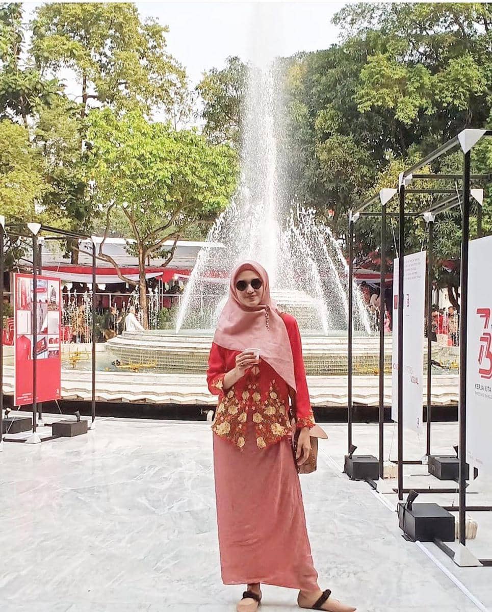 Instagram.com/zeezeeshahab