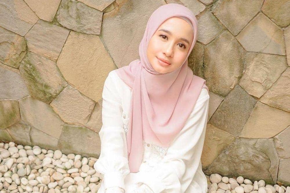 instagram.com/laudyacynthiabella