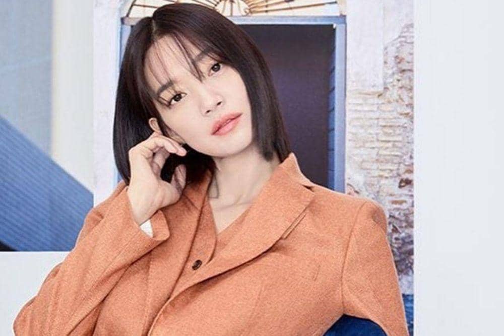 instagram.com/illusomina