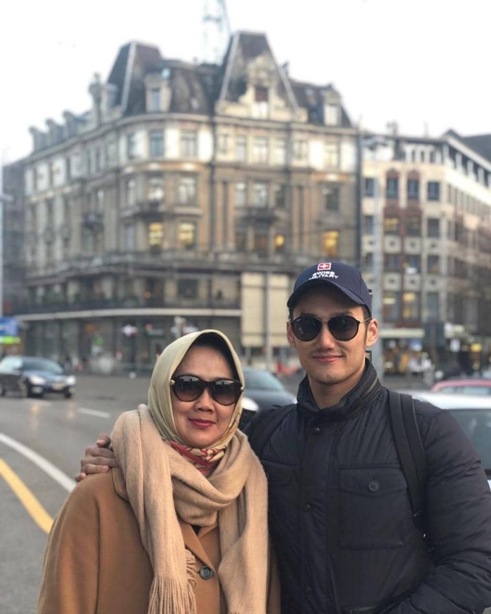 Instagram.com/adriansyah_martin