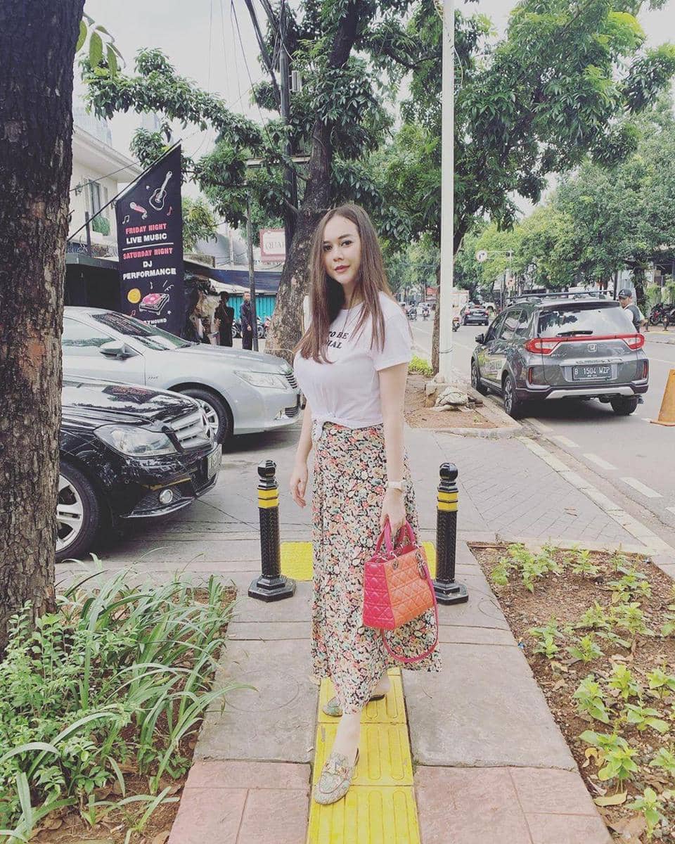 Instagram.com/aurakasih