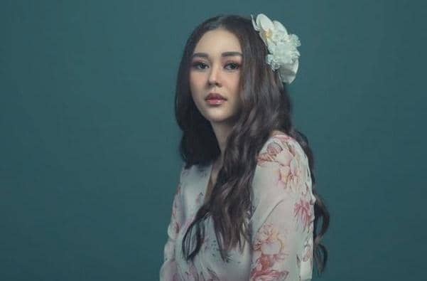 Instagram.com/aurakasih