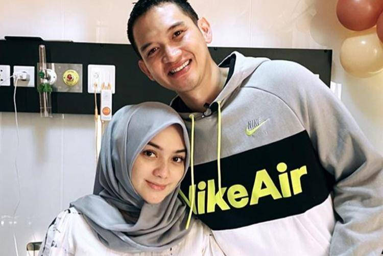 Citra Kirana Melahirkan, Mantan Tunangan Rezky Aditya Ucapkan Selamat