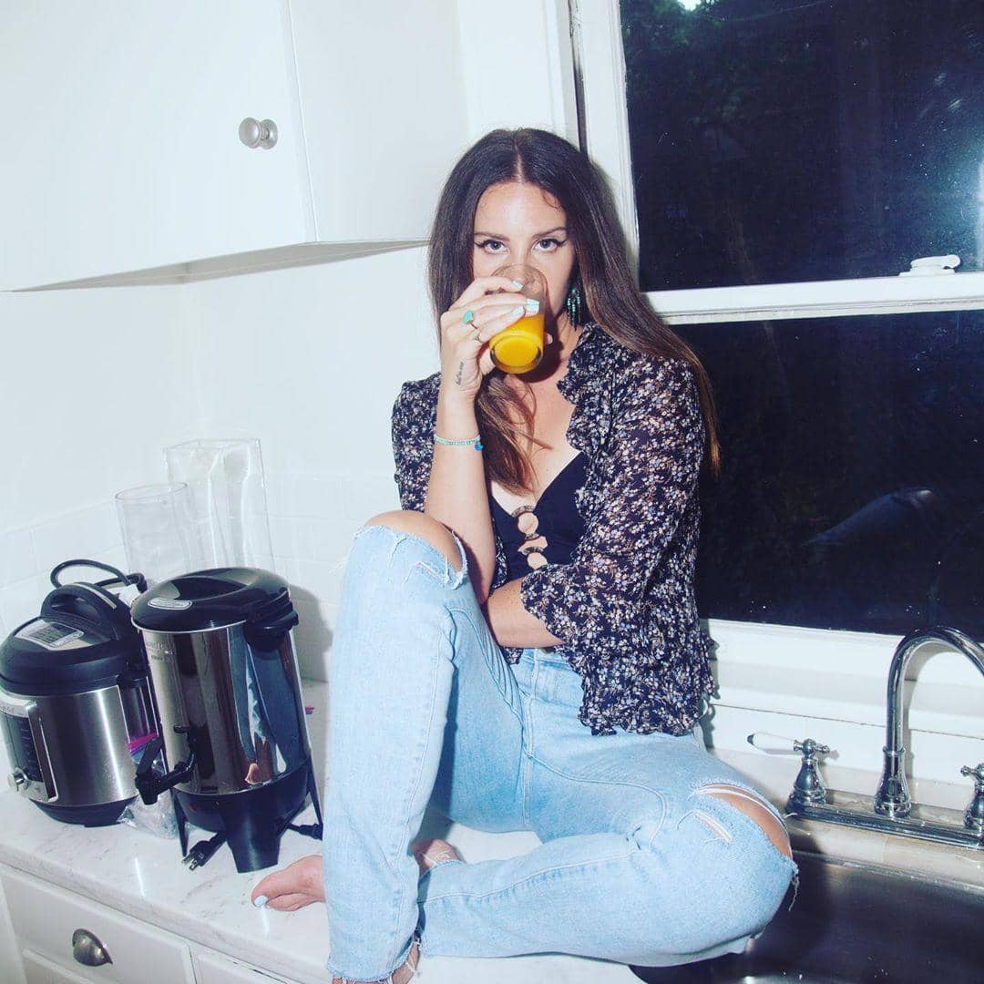 Instagram.com/lanadelrey