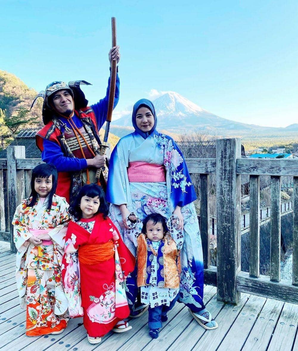 Instagram.com/desta80s