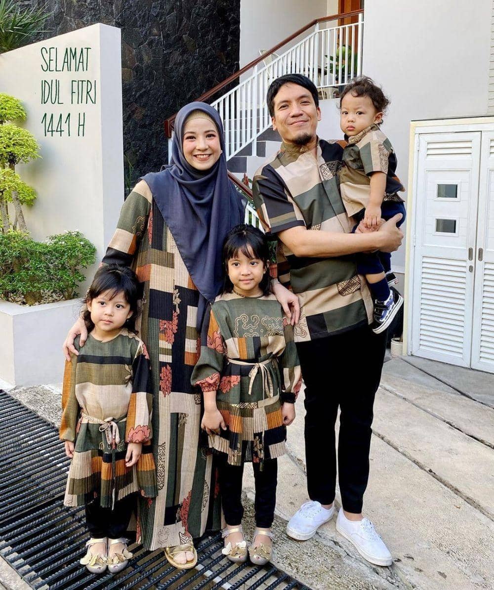 Instagram.com/desta80s