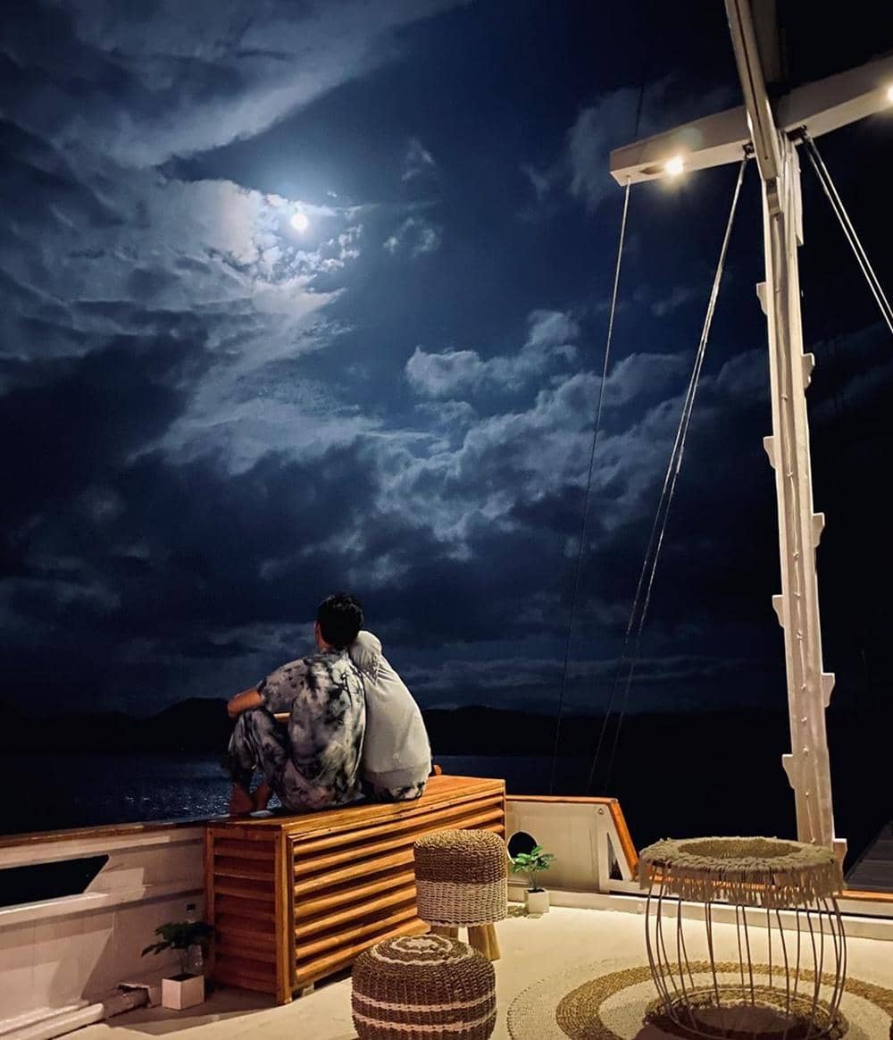 Instagram.com/rey_mbayang