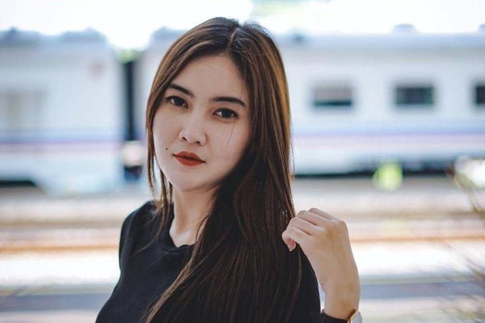 instagram.com/nellakharisma