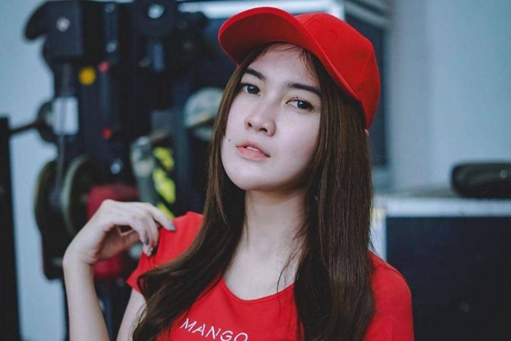 instagram.com/nellakharisma