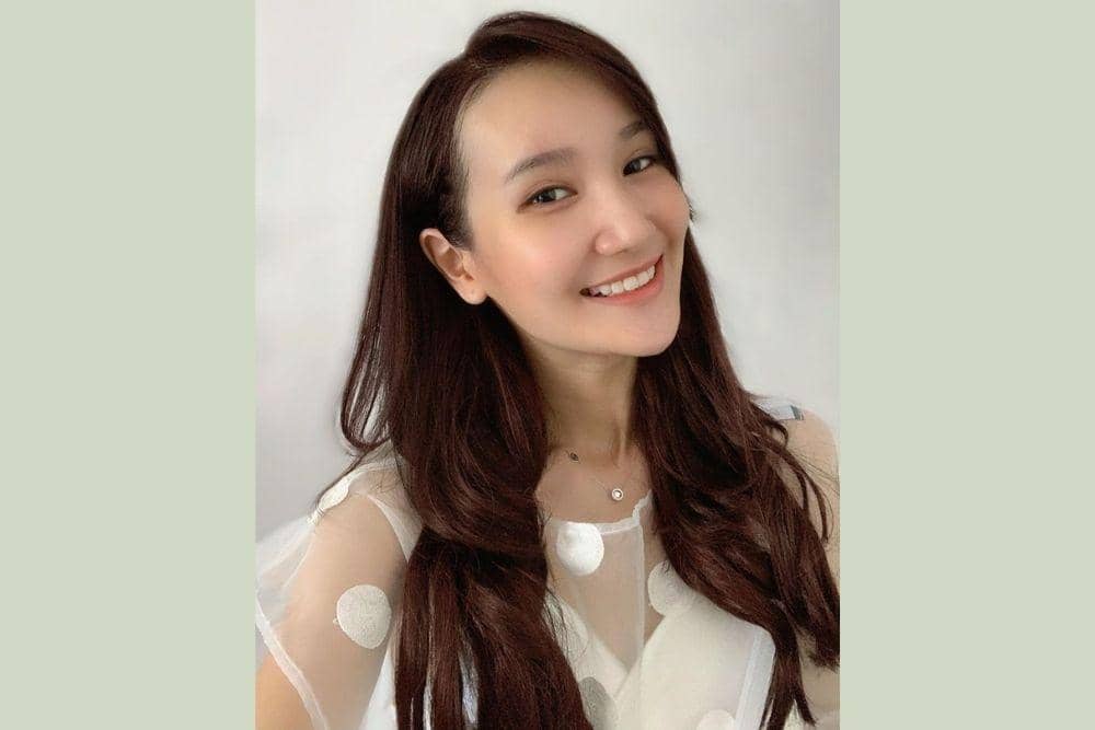 instagram.com/bellaapriliasant