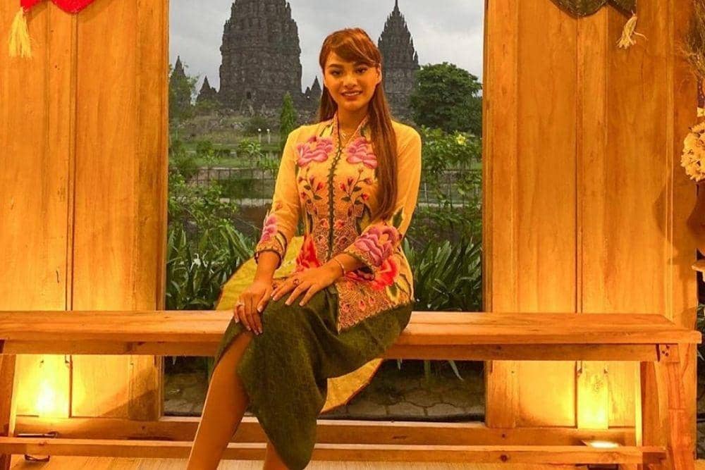 instagram.com/aurelie.hermansyah