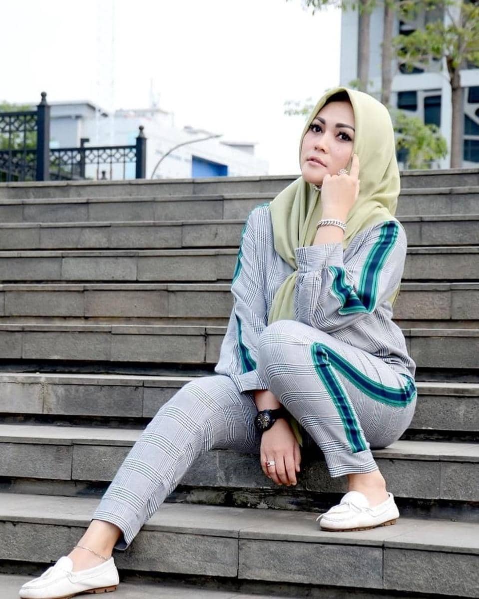 Instagram.com/regina_irawan03