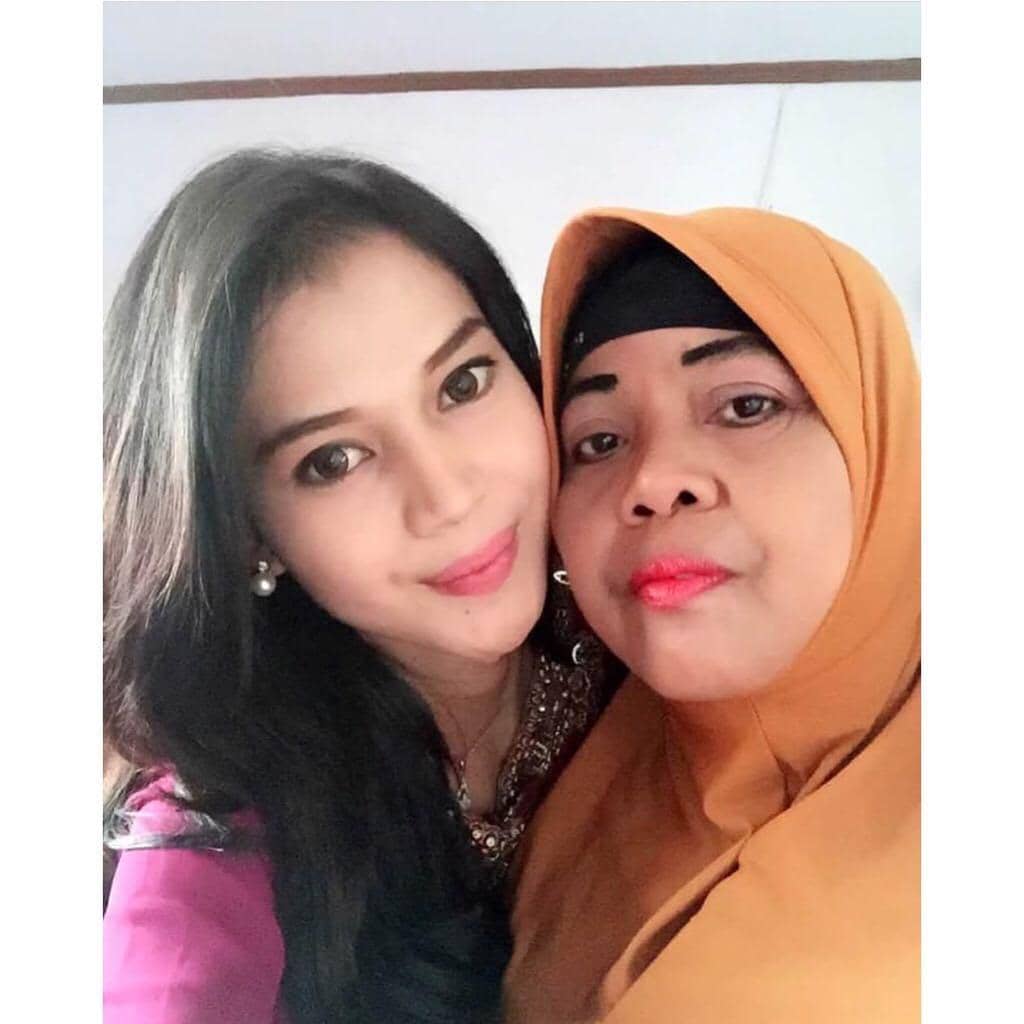 instagram.com/dindasyarif/